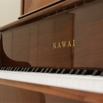 中古ピアノ カワイ(KAWAI KL70W) インテリアに調和するナチュラルな木目 中古ピアノ カワイ(KAWAI KL70W) インテリアに調和するナチュラルな木目