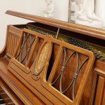 中古ピアノ クリストフォリ(CRISTOFORI RU118W) お気に入りの家具や花のように、日常に溶け込むピアノ 中古ピアノ クリストフォリ(CRISTOFORI RU118W) お気に入りの家具や花のように、日常に溶け込むピアノ