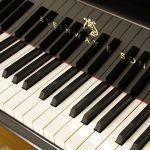 中古ピアノ スタインウェイ＆サンズ(STEINWAY&SONS O180) スタインウェイの「リビングルームグランド」艶消しモデル