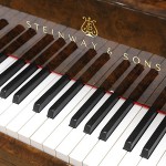 中古ピアノ スタインウェイ＆サンズ(STEINWAY&SONS O180) 現代のピアノにはない崇高な芸術性