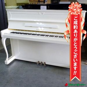 中古ピアノ ヤマハ(YAMAHA W116HC) ホワイトの外装、猫脚、装飾が華やかなコンパクトピアノ外装
