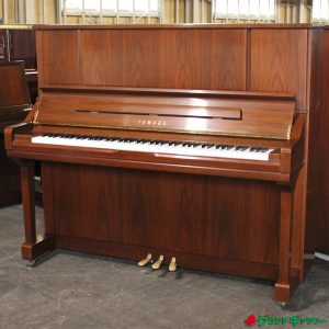 中古ピアノ ヤマハ(YAMAHA YU30Wn) 2006年製造♪ひとクラス上のこだわりを持った木目ピアノ