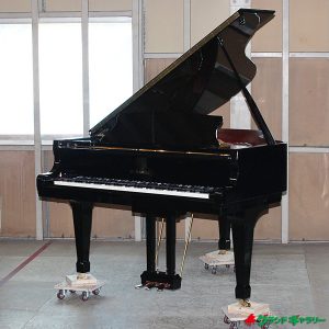 中古ピアノ カワイ(KAWAI RX2A) 指なじみの良い弾き心地