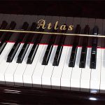 中古ピアノ アトラス(ATLAS NA706) 随所に見られる高いデザイン性