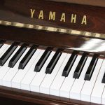 中古ピアノ ヤマハ(YAMAHA L102) 開閉式屋根で音を楽しむお洒落なコンパクトピアノ