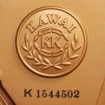 中古ピアノ カワイ(KAWAI KL70W) インテリアに調和するナチュラルな木目