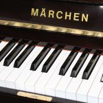 中古ピアノ メルヘン(MARCHEN MH33) 河合楽器製造　木目・猫脚ピアノ