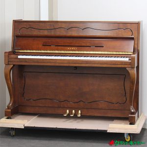 中古ピアノ カワイ(KAWAI C113N) 2009年製・新古品♪カワイ特約店モデル