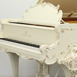 中古ピアノ スタインウェイ(Steinway&Sons O-180 ルイ15世モデル) ピアノを域を超えた芸術品「ルイ15世モデル」