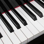 中古ピアノ スタインウェイ(Steinway&Sons S-155) コンパクトながら、スタインウェイ独特の豊かな音響