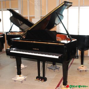 中古ピアノ ヤマハ(YAMAHA C2) 繊細さと力強さを兼ね揃えたグランドピアノ