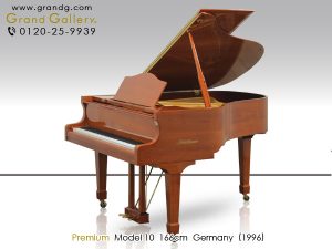 中古ピアノ ブリュートナー(Bluthner model10) 世界四大ピアノメーカー「ブリュートナー」スモールグランド