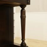 中古ピアノ クロイツェル(KREUTZER KE703) 重厚なフォルムとバロック風装飾の見事な融合 中古ピアノ クロイツェル(KREUTZER KE703) 重厚なフォルムとバロック風装飾の見事な融合