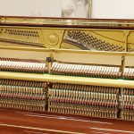中古ピアノ ヤマハ(YAMAHA U30MhC) 随所にヨーロピアンテイスト溢れる美しい木目ピアノ