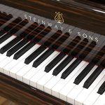 中古ピアノ スタインウェイ＆サンズ(STEINWAY&SONS O180) 美しい木目調リビンググランド