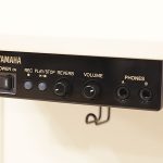 中古ピアノ ヤマハ(YAMAHA b1PWH) おしゃれな小型ホワイトピアノ 消音付