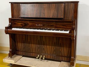 中古ピアノ カワイ(KAWAI KL90RA) 希少のローズウッド！国産黄金期の木目調最上位モデル