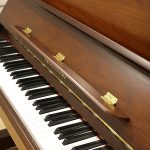 中古ピアノ クリストフォリ(CRISTOFORI　CR121) お買い得！上品な木目・猫脚ピアノ