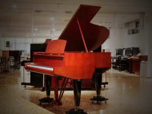 アントニン レーモンドが設計した幻のピアノ　YAMAHA G2B　展示中