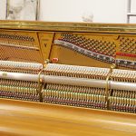 中古ピアノ スタインウェイ＆サンズ(STEINWAY&SONS(HAM) V125) ハンブルグ製　木目　最高峰のアップライト 