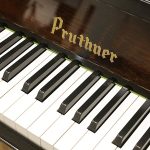 中古ピアノ プルツナー(PRUTHNER MPY500S) 美しい象嵌装飾♪貴重な国産ハンドメイドピアノ