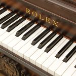 中古ピアノ ローレックス(ROLEX RX800DW) ヨーロピアンテイスト溢れる小型ピアノ
