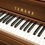 中古ピアノ ヤマハ(YAMAHA YF101WSB) マンションや夜間演奏したい方にお勧め消音機能付きモデル