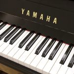 中古ピアノ ヤマハ(YAMAHA YC1SH) スリムでコンパクトな消音機能付ピアノ