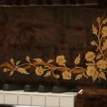 中古ピアノ ベヒシュタイン(C.BECHSTEIN V) 象嵌装飾入　名だたる音楽家が愛奏した「ピアノのストラディバリウス」