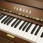 中古ピアノ ヤマハ(YAMAHA WX106W) X支柱搭載！ヤマハ3型木目・猫脚ピアノ