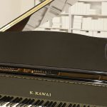 中古ピアノ カワイ(KAWAI KG1A) 小型グランド 「カワイトーン」にさらに磨きをかけたカワイKGシリーズ