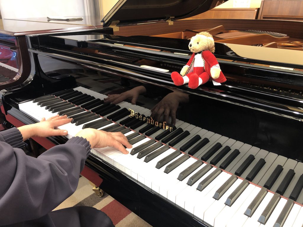 お客様の声：ピアノに向かう幸せな日々　兵庫県　ベーゼンドルファー 170