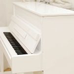 中古ピアノ カワイ(KAWAI SS10) 明るく華やかなホワイトピアノ