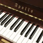 中古ピアノ アポロ(APOLLO MU582M) コストパフォーマンスの高い国産木目ピアノ
