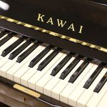 中古ピアノ カワイ(KAWAI KiX78W) 初めての1台としてもお勧め木目・猫脚ピアノ