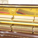 中古ピアノ アポロ(APOLLO SR551) マホガニーの外装が美しいハイグレードモデル