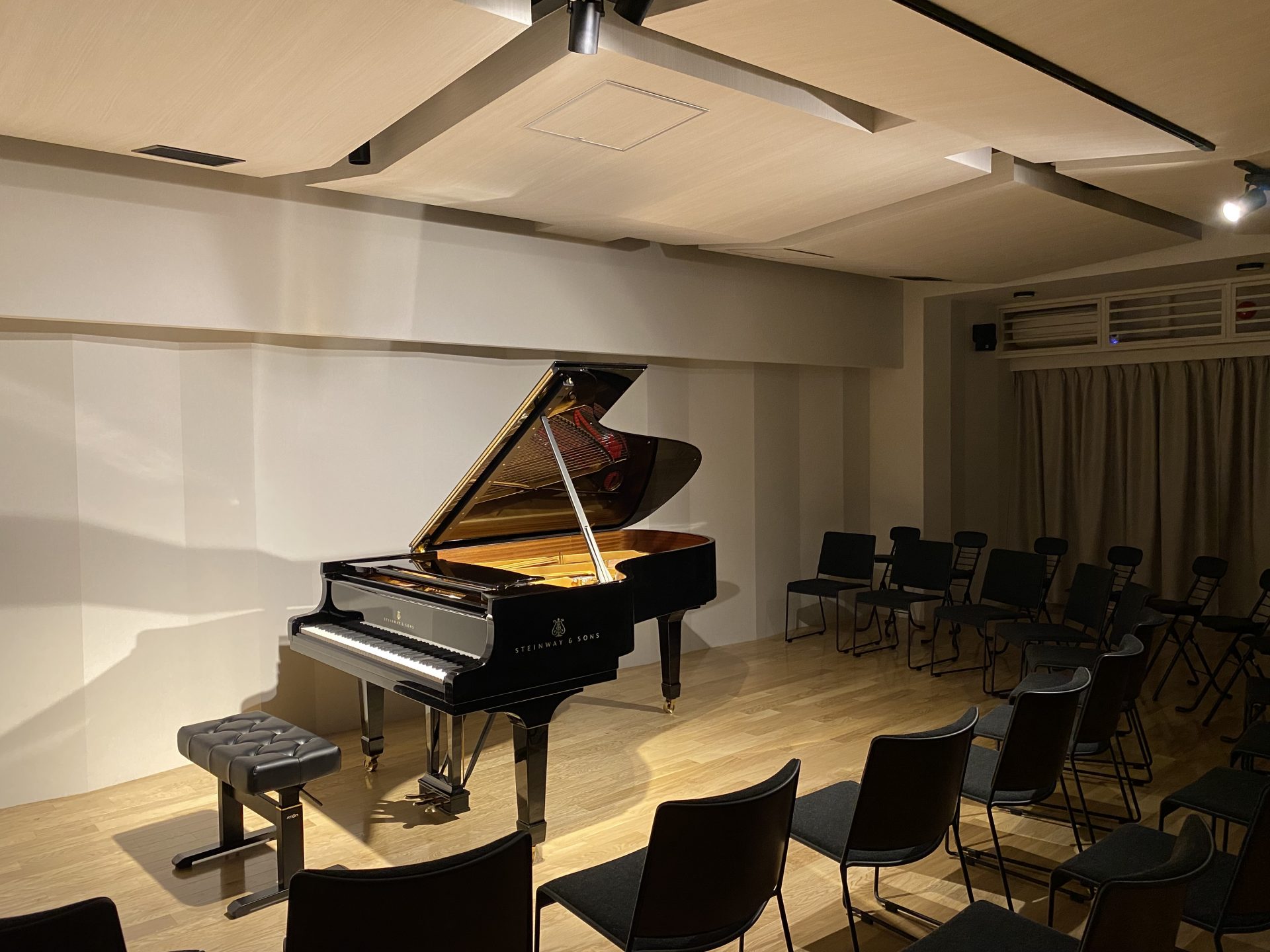 STEINWAY&SONS B グランドギャラリー東京 1台