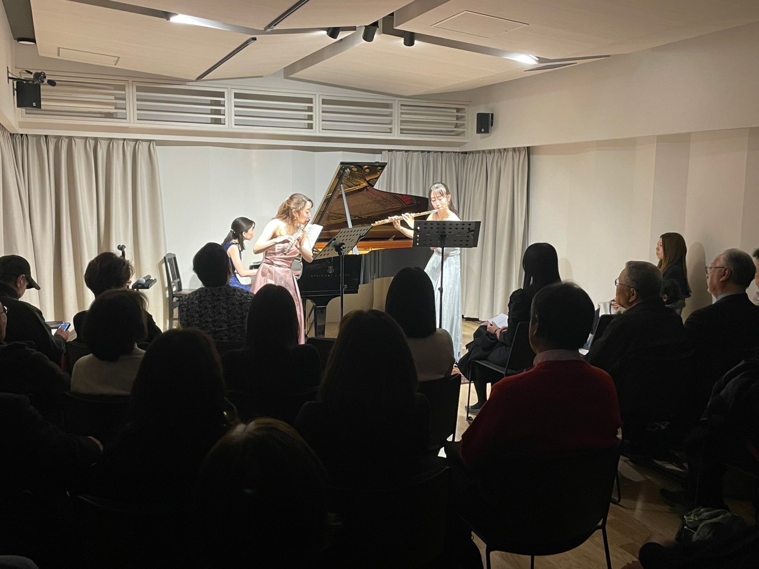 STEINWAY&SONS B グランドギャラリー東京 日本橋 演奏風景