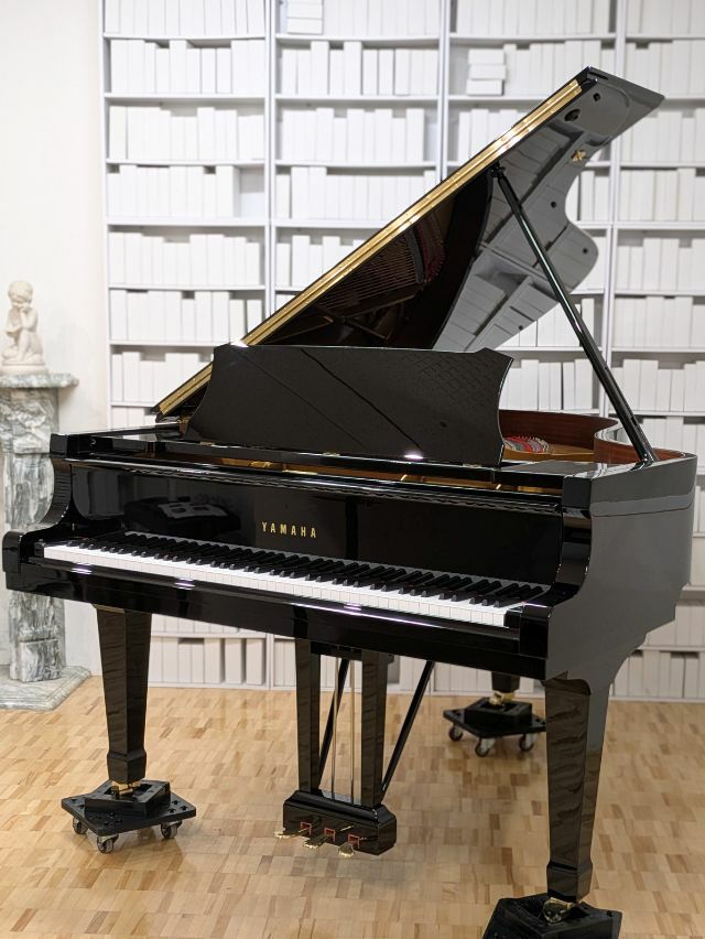 演奏動画掲載しました！ YAMAHA（ヤマハ）YUS5 ｜ 世界最大級のピアノ