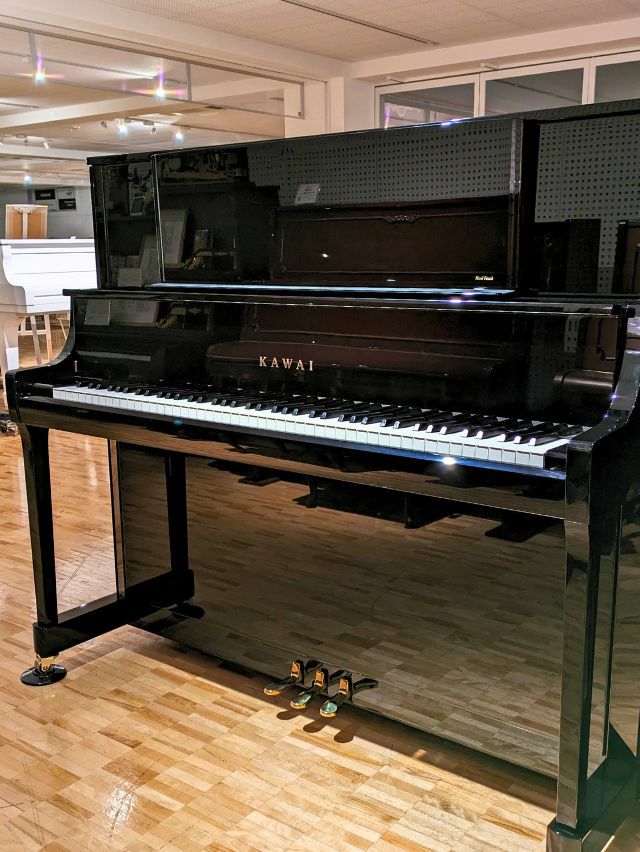 ハイエンドセミグランドタイプ/ KAWAI K70 2001年式 アップライトピアノ K-700｜製品情報｜河合楽器製作所 製品サービスサイト