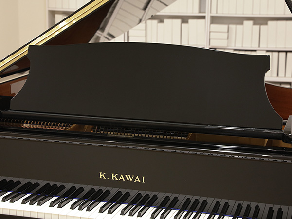 900 001 1 000 000円 特選中古ピアノ Kawai カワイ Kg3e カワイトーン にさらに磨きをかけたグランドピアノ Kgシリーズ カワイkgシリーズのグランドピアノ ピアノ通販のグランドギャラリー