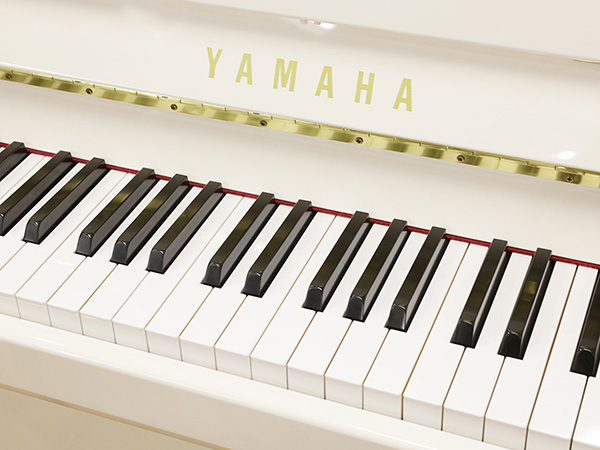 売約済 Yamaha ヤマハ B1pwh 消音機能付 おしゃれな小型ホワイトピアノ 消音付 ピアノ通販のグランドギャラリー