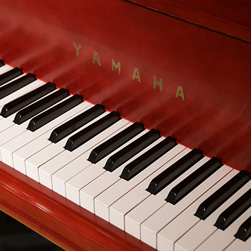 アントニン レーモンドが設計した幻のピアノ　YAMAHA G2B　展示中