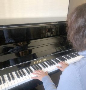 お客様の声：美しい音楽を引き出せるように、このピアノと対話をしていきたいと思います。
